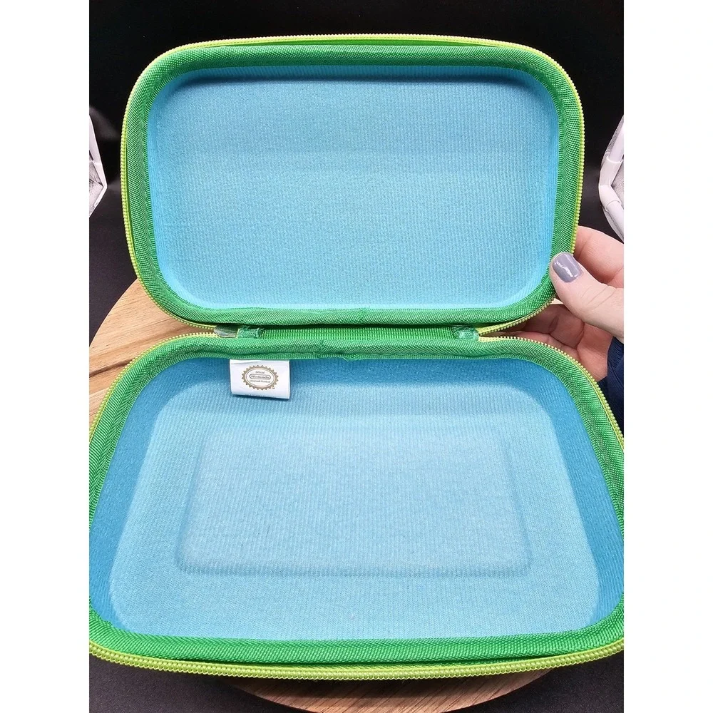 Nintendo Animal Crossing New‎ Horizons Zippered Pencil Case Storage Box...